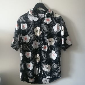 Boca Classics Floral Hawaiian Shirt Medium Black